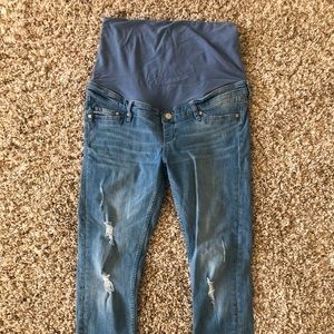 H&M maternity jeans! Like new! Only worn 4 times!